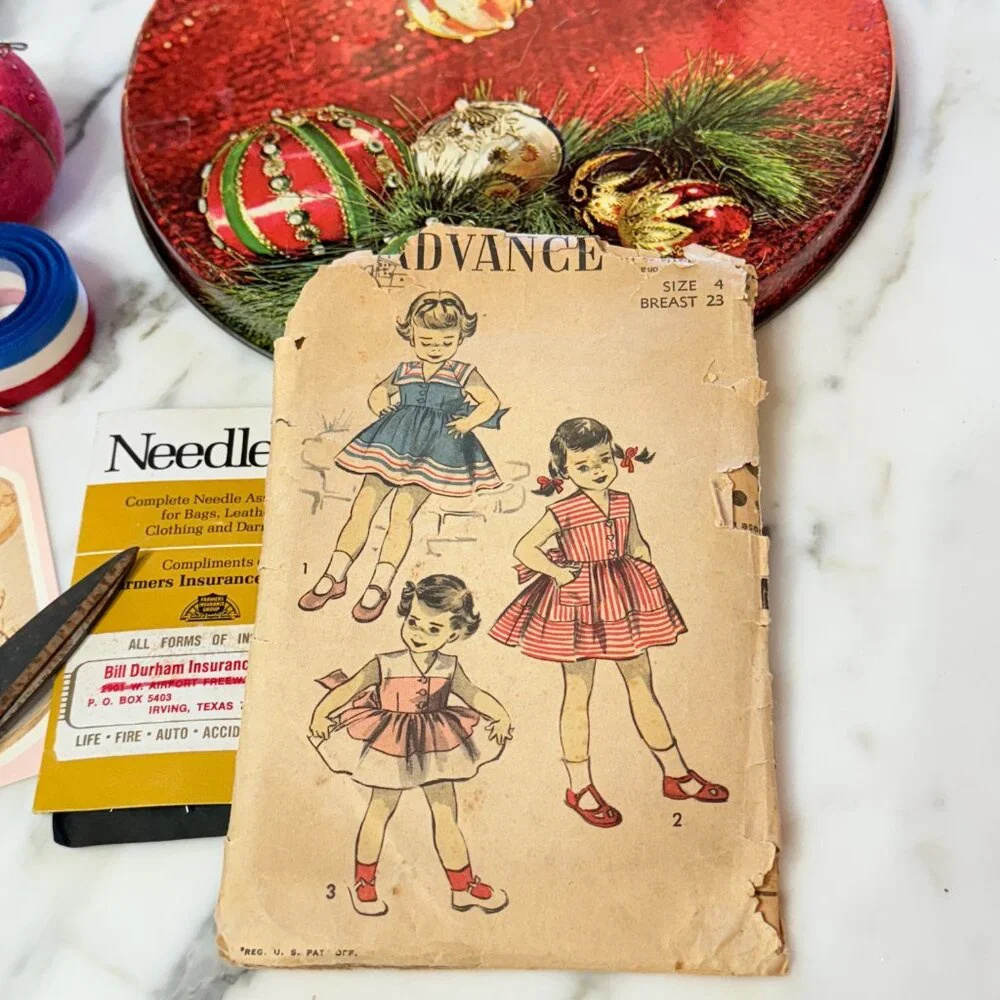 Huge Vintage Sewing Notion Bundle 25 pieces! - Picture 15 of 17